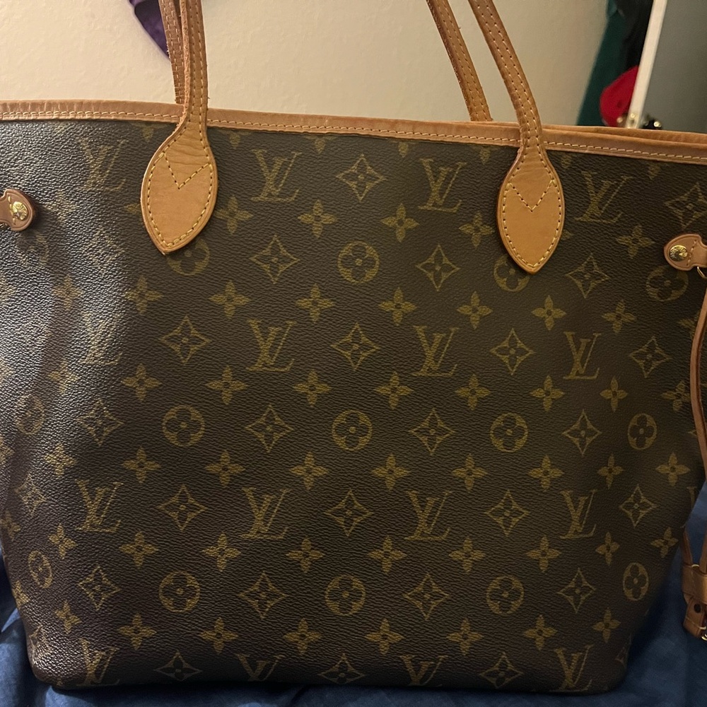 Louis Vuitton Classic Monogram Tote in Brown